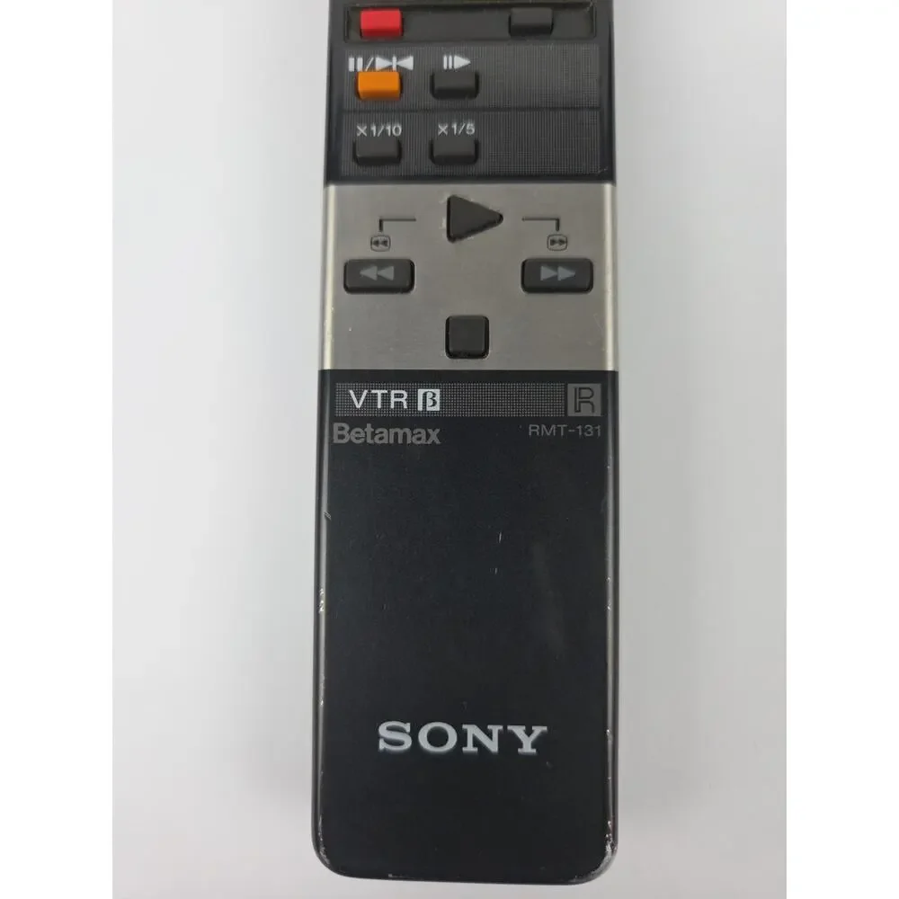 Sony SL-HFR70 Super BetaMax VCR Great looking! Works Great! with OEM Remote!